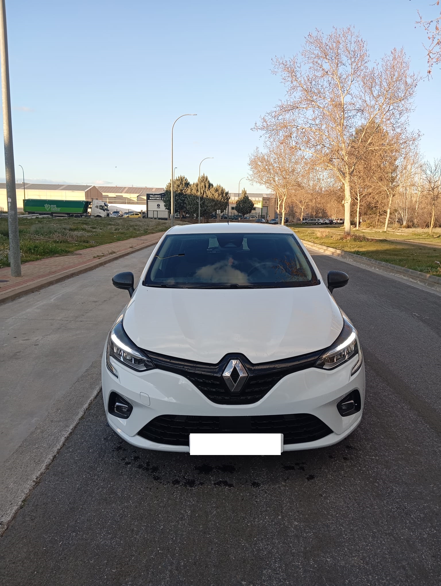 RENAULT Clio TCe Energy GLP Business 90cv 2020 2 RENAULT Clio TCe Energy GLP Business 90cv 2020 - Imagen 2